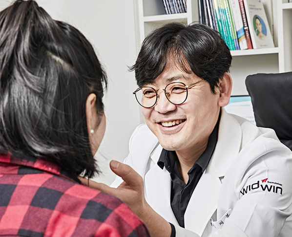 눈주름리프팅,눈주름제거,눈주름관리,눈주름필러,눈주름보톡스,울쎄라,써마지,이플러스,화이트토닝,벨라룩스,지방이식,눈위필러,보톡스,애교필러,눈밑꺼짐필러,리쥬란힐러,리쥬란,아이울쎄라,아이써마지,아이바이써마지,아이이플러스,아이화이트닝레이저,강남유명한피부과,압구정유명한피부과,강남피부과잘하는곳,압구정피부과잘하는곳,벨라소닉,벨라룩스,LifeViz,3D카메라,압구정피부과,강남피부과,연예인피부과,위드윈피부과,이재봉